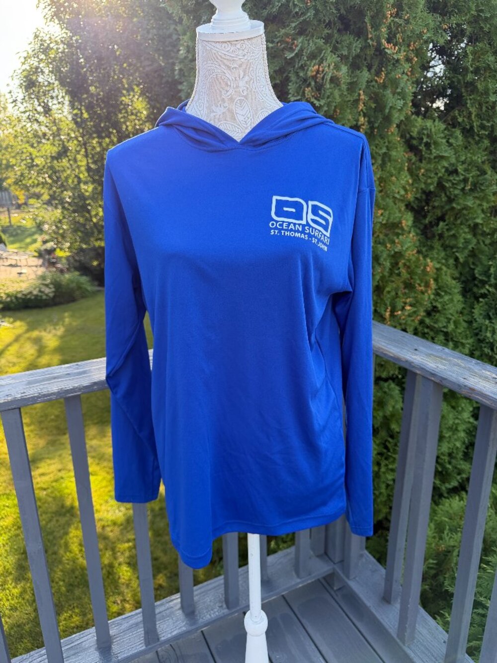 Unisex Ocean Safari Royal Blue Hooded Sun Shirt sz adult Medium